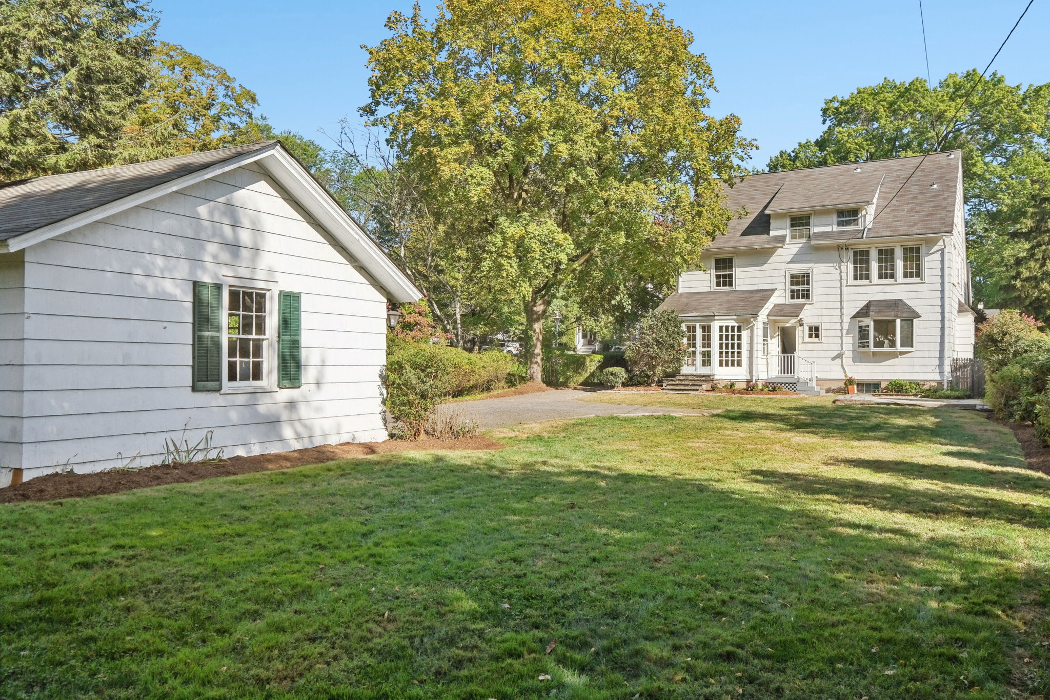 102 Bellevue Avenue 